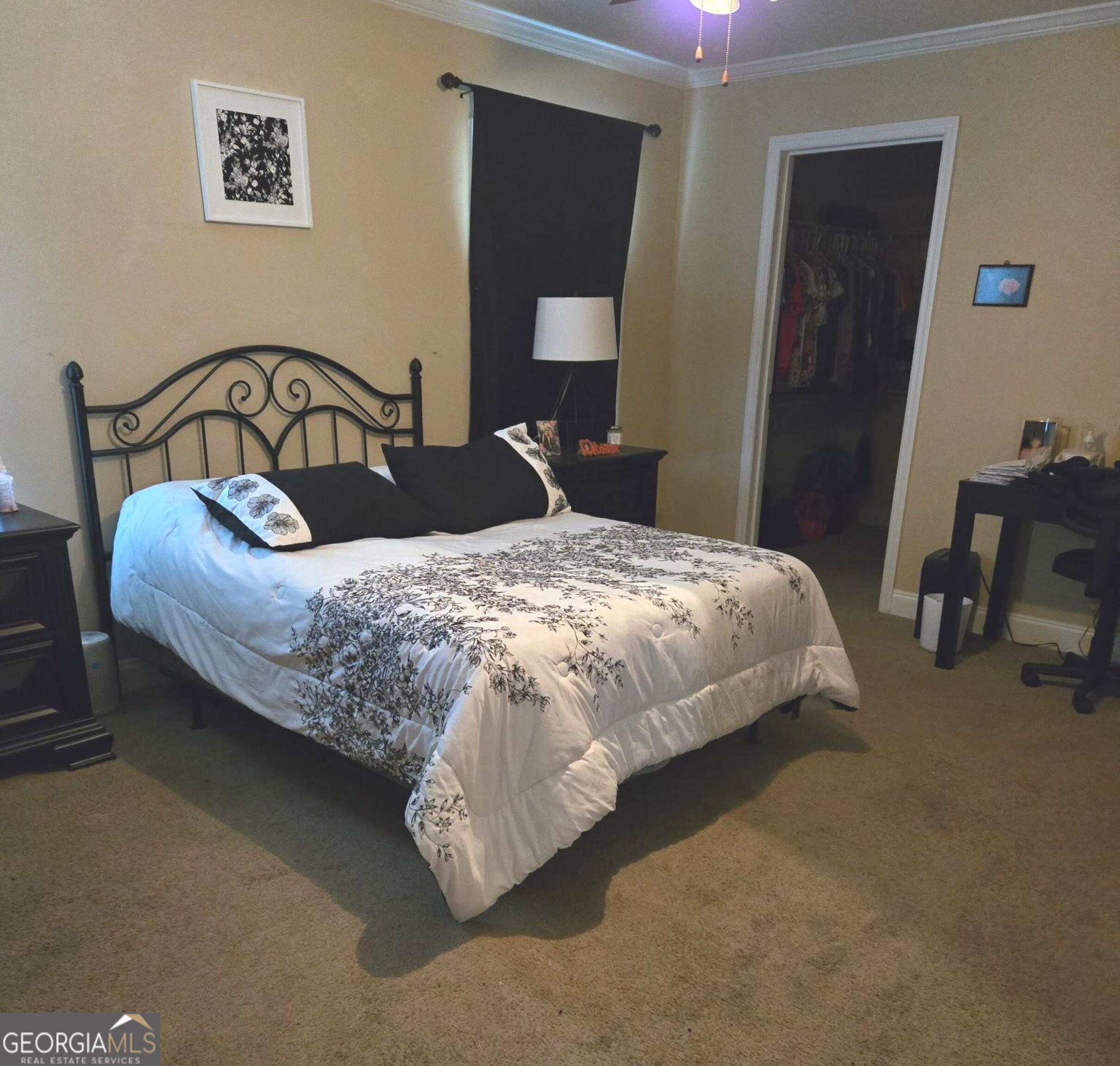 50 Meadow View Street Property Photo 15