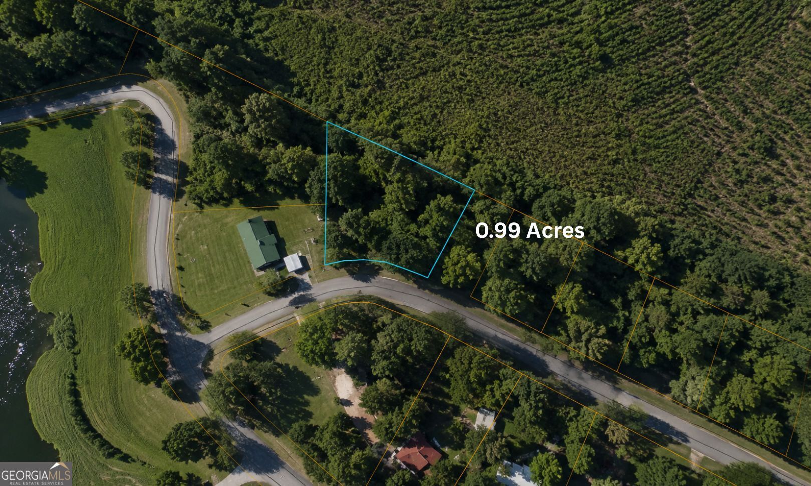 1002 Harmon Road Property Photo 3