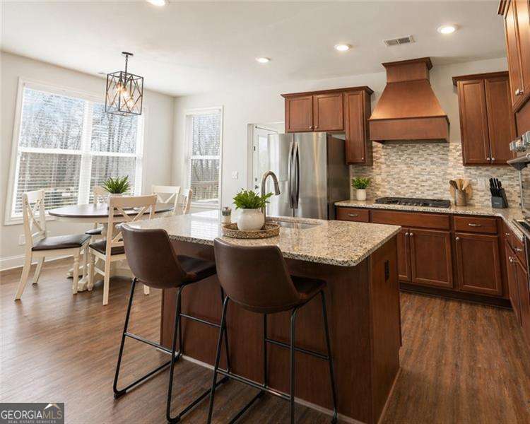 620 Riverwalk Manor Drive Property Photo 4