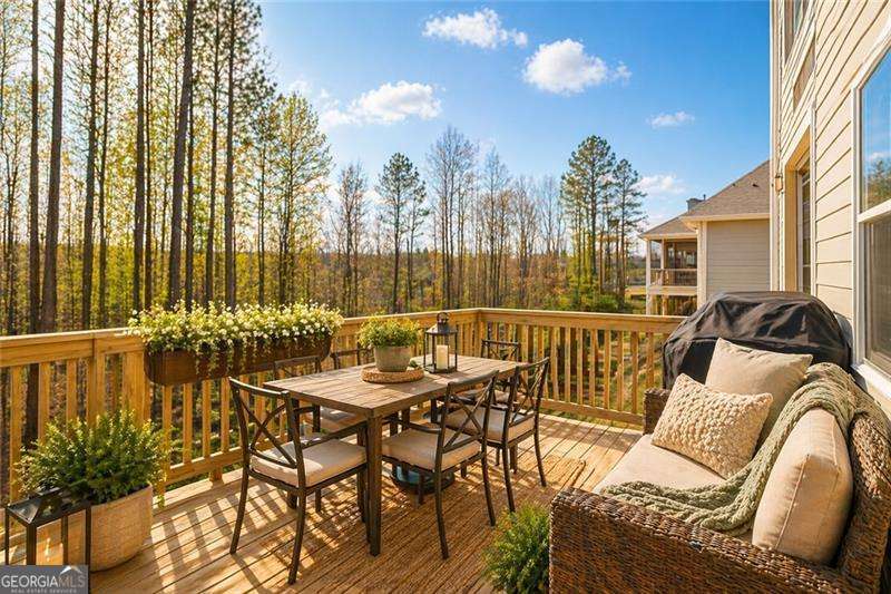620 Riverwalk Manor Drive Property Photo 16