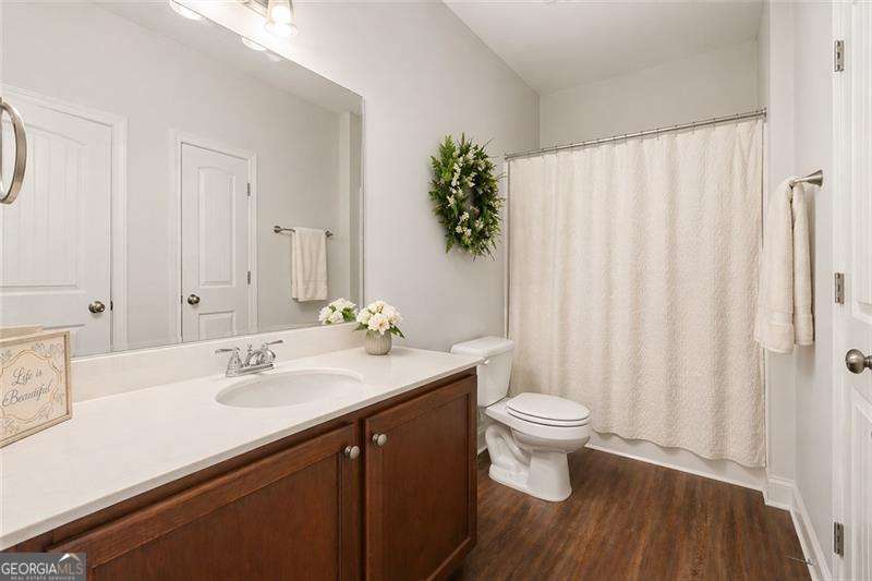620 Riverwalk Manor Drive Property Photo 18