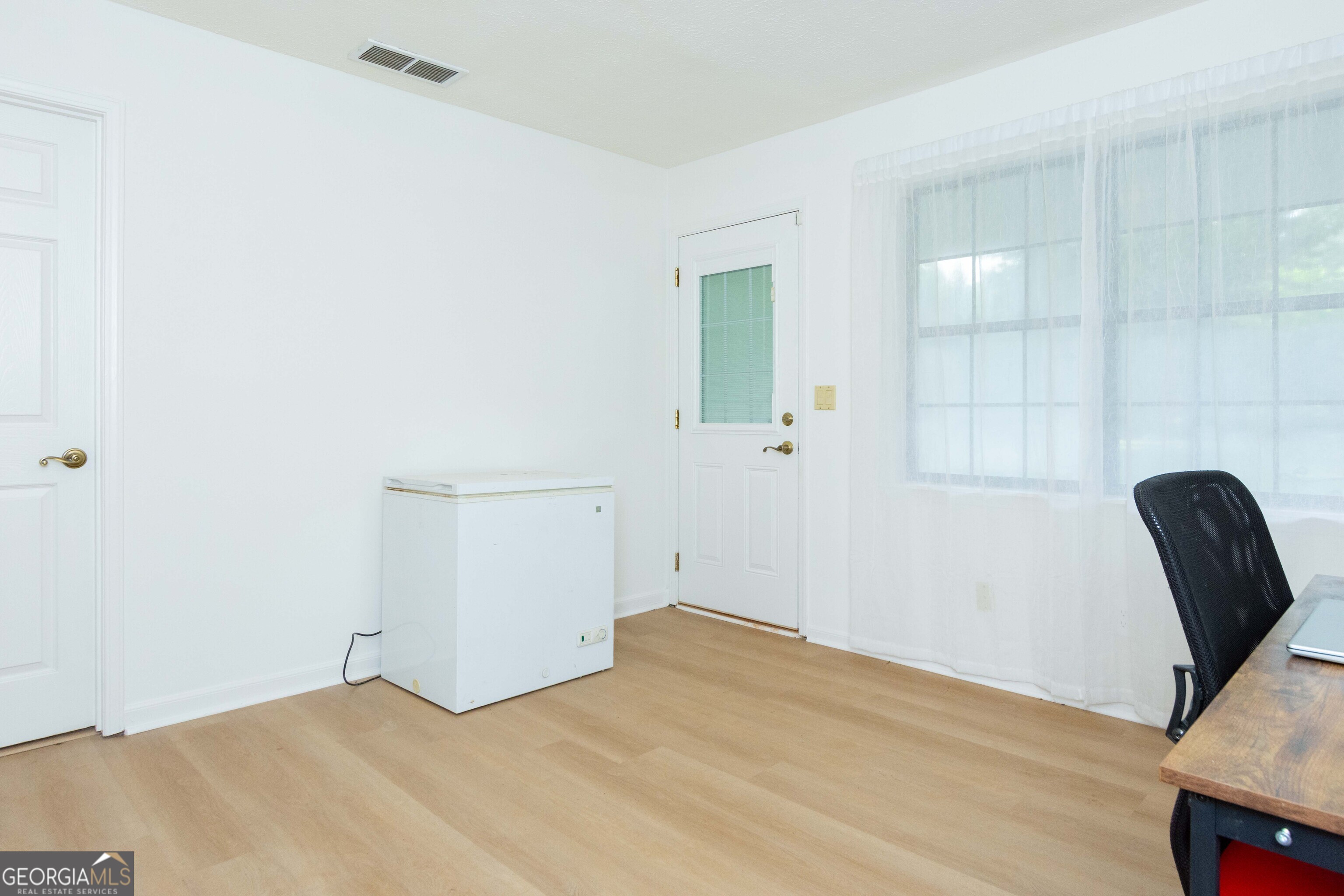 5003 Abbey Lane Sw Property Photo 8