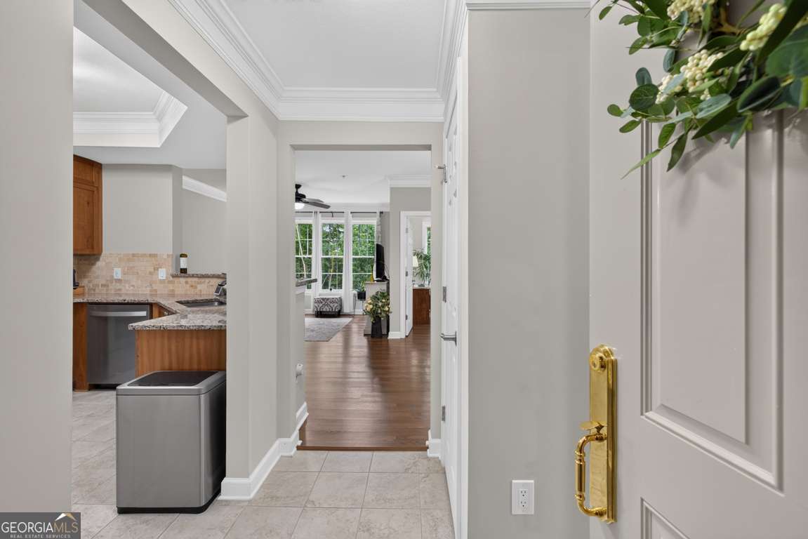 335 Ashford Circle Property Photo 1