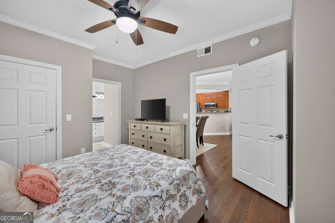 335 Ashford Circle Property Photo 13