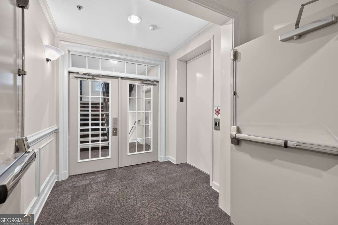 335 Ashford Circle Property Photo 18