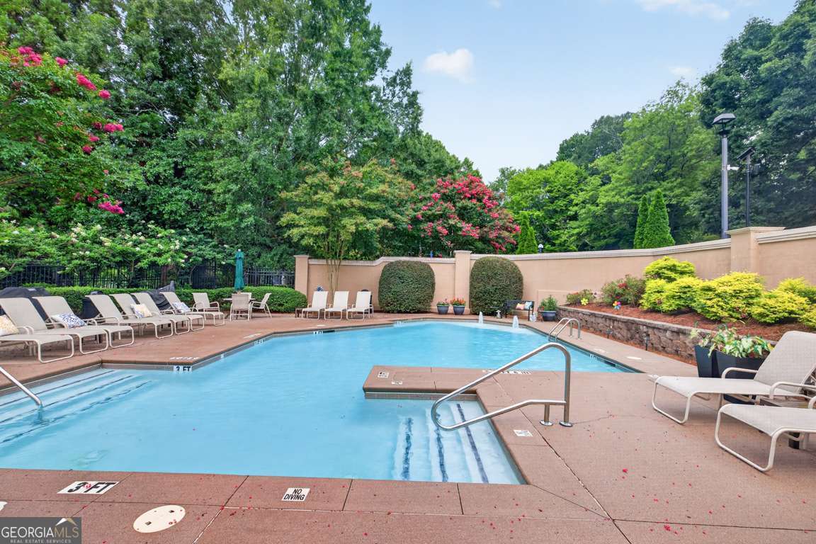 335 Ashford Circle Property Photo 24