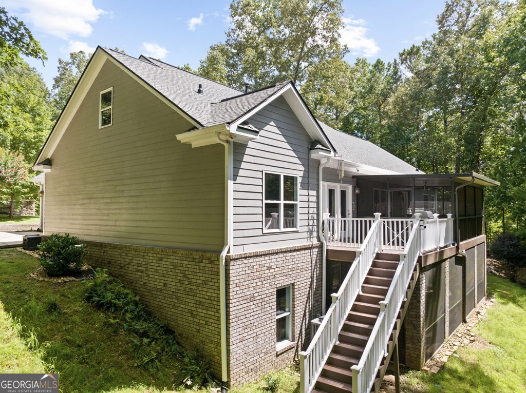 45 Hemlock Court Property Photo 3