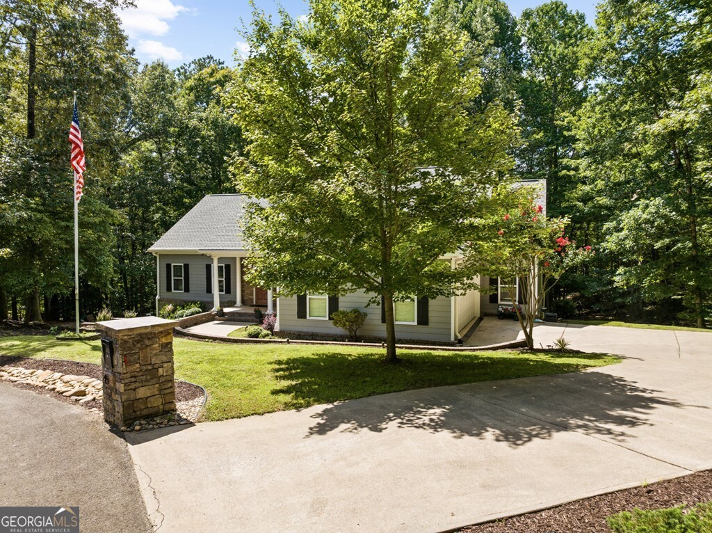 45 Hemlock Court Property Photo 7