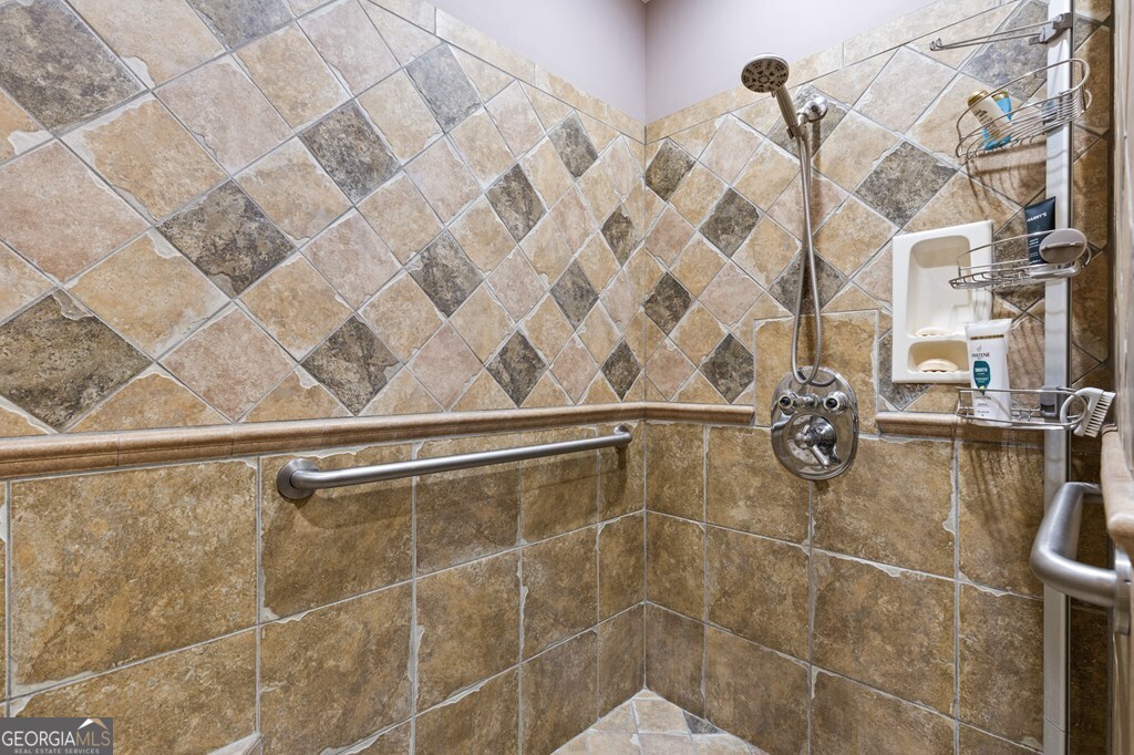 45 Hemlock Court Property Photo 27