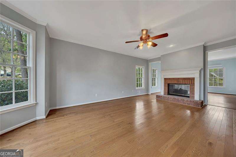6321 Woodlore Drive Nw Property Photo 6