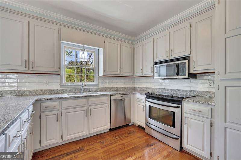 6321 Woodlore Drive Nw Property Photo 10