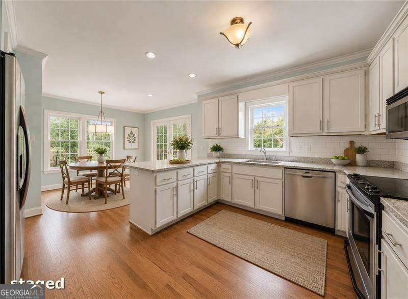 6321 Woodlore Drive Nw Property Photo 11