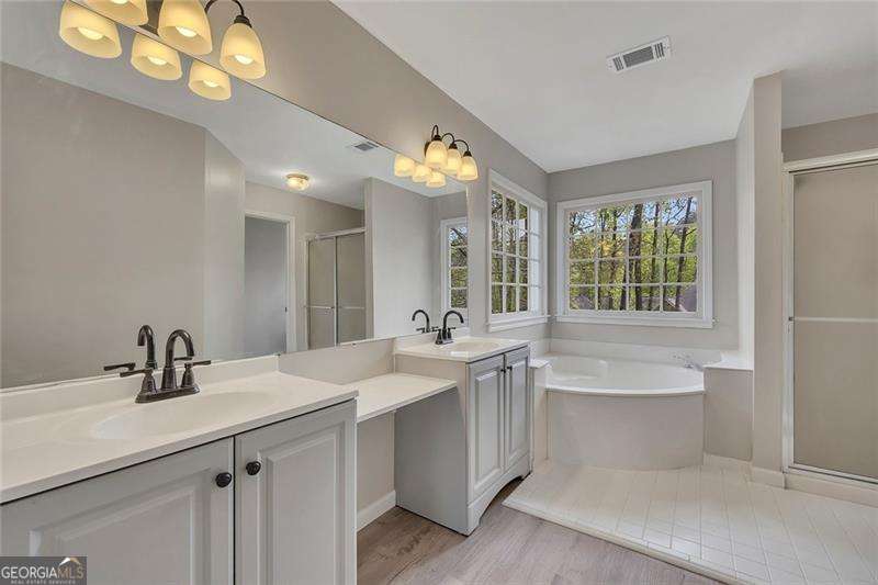 6321 Woodlore Drive Nw Property Photo 17