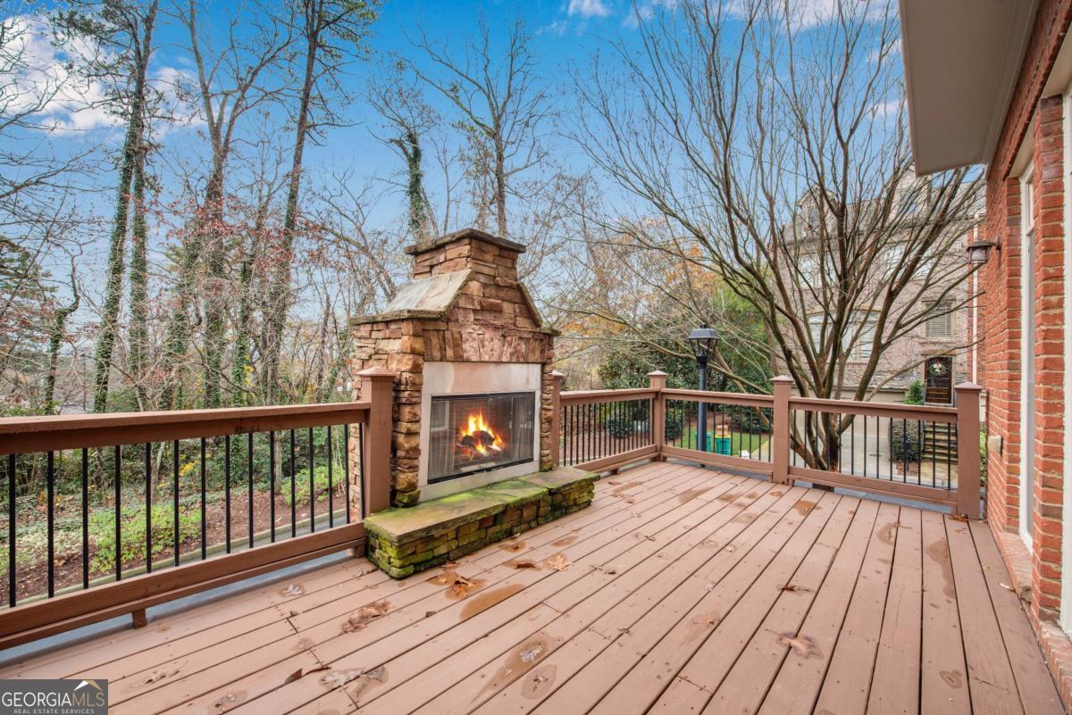 250 Mystic Ridge Hill Property Photo 14