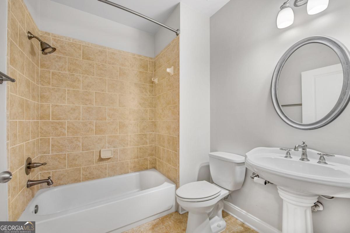 250 Mystic Ridge Hill Property Photo 24