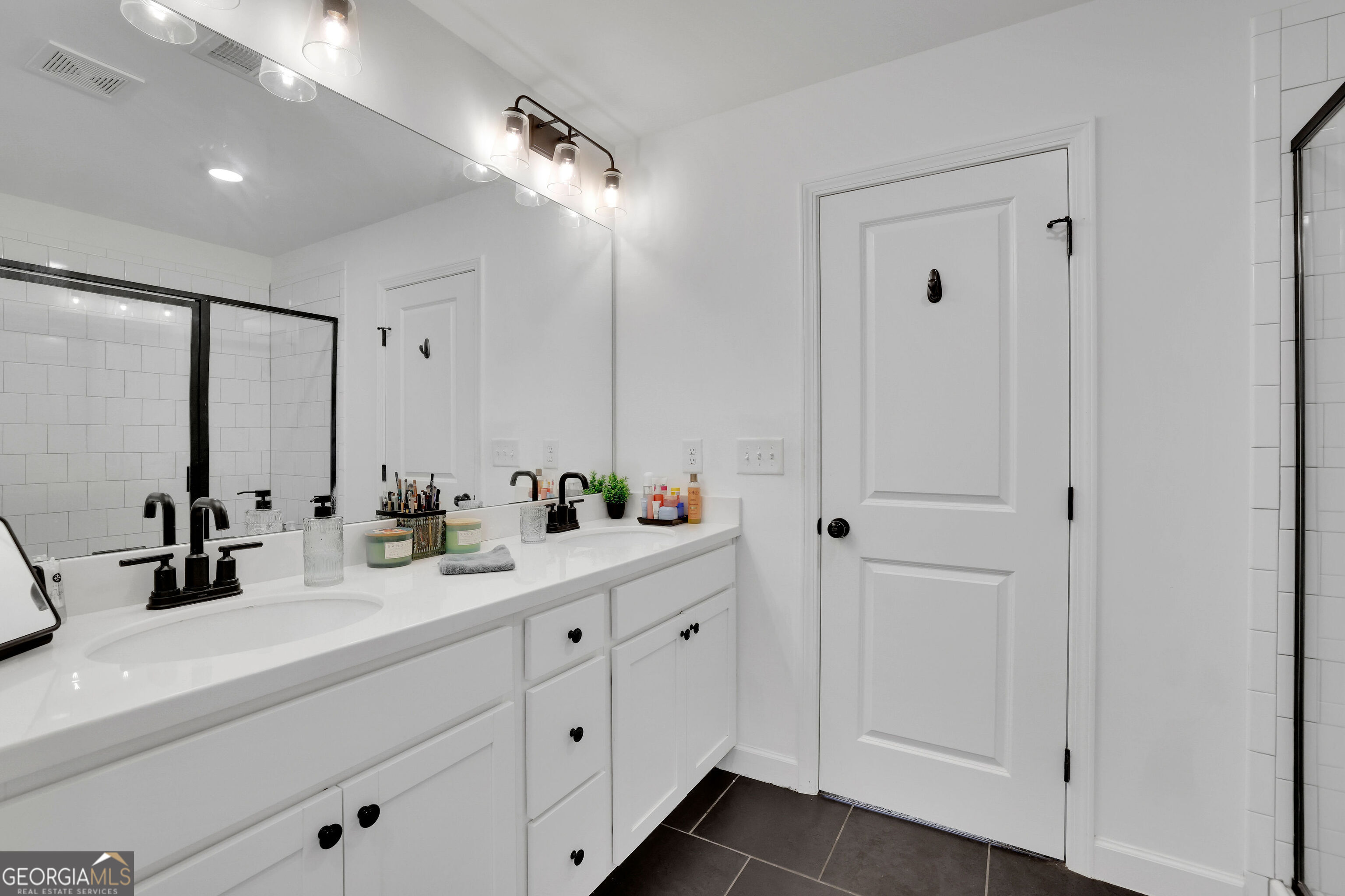2936 Edgemont Lane Sw Property Photo 24