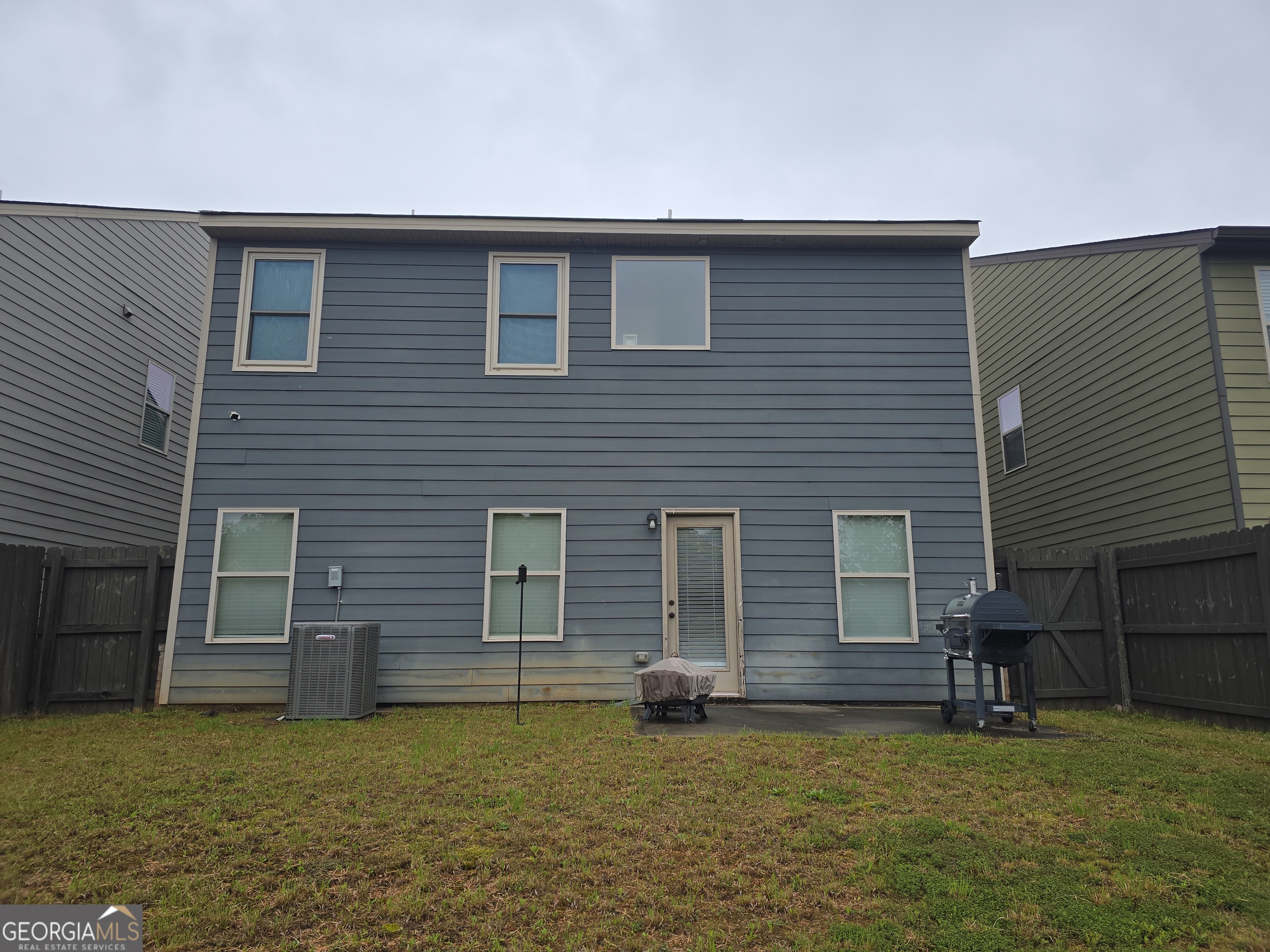 758 Galveston Way Property Photo 2