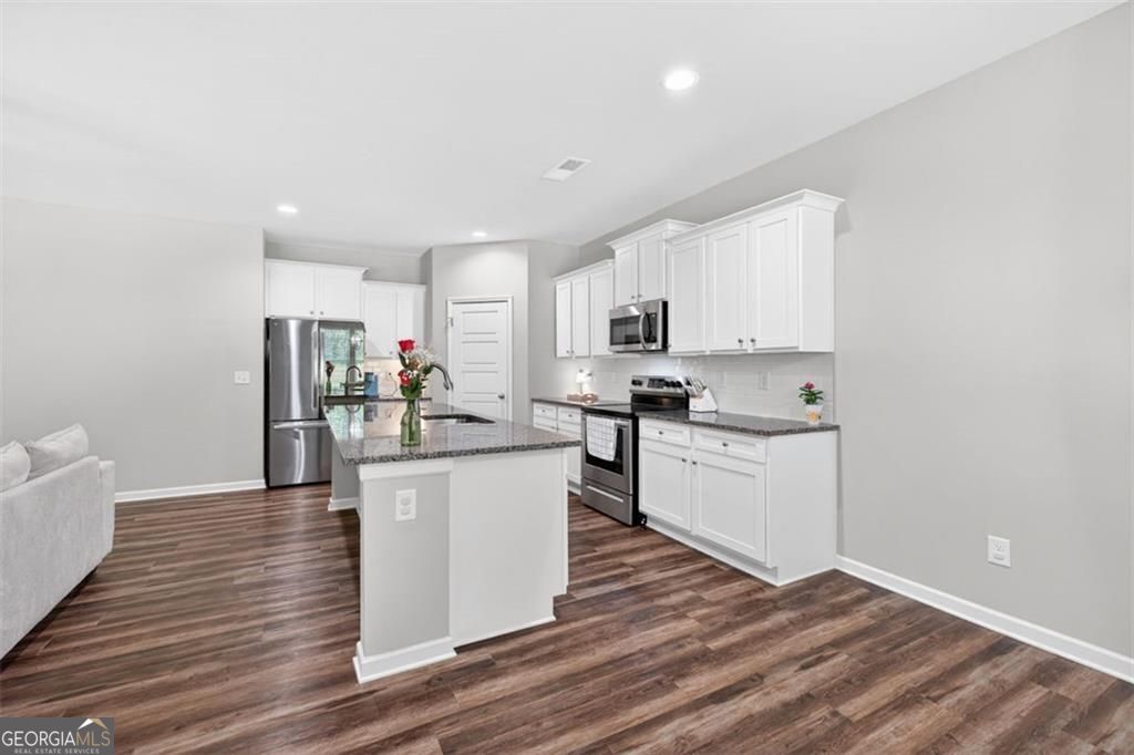 1537 Ridgewood Court Property Photo 15