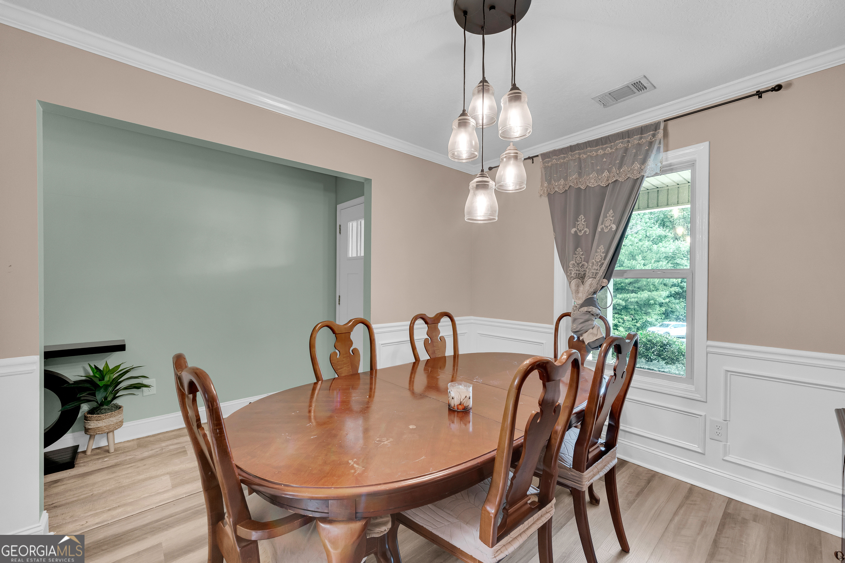 160 Morgan Way Property Photo 12