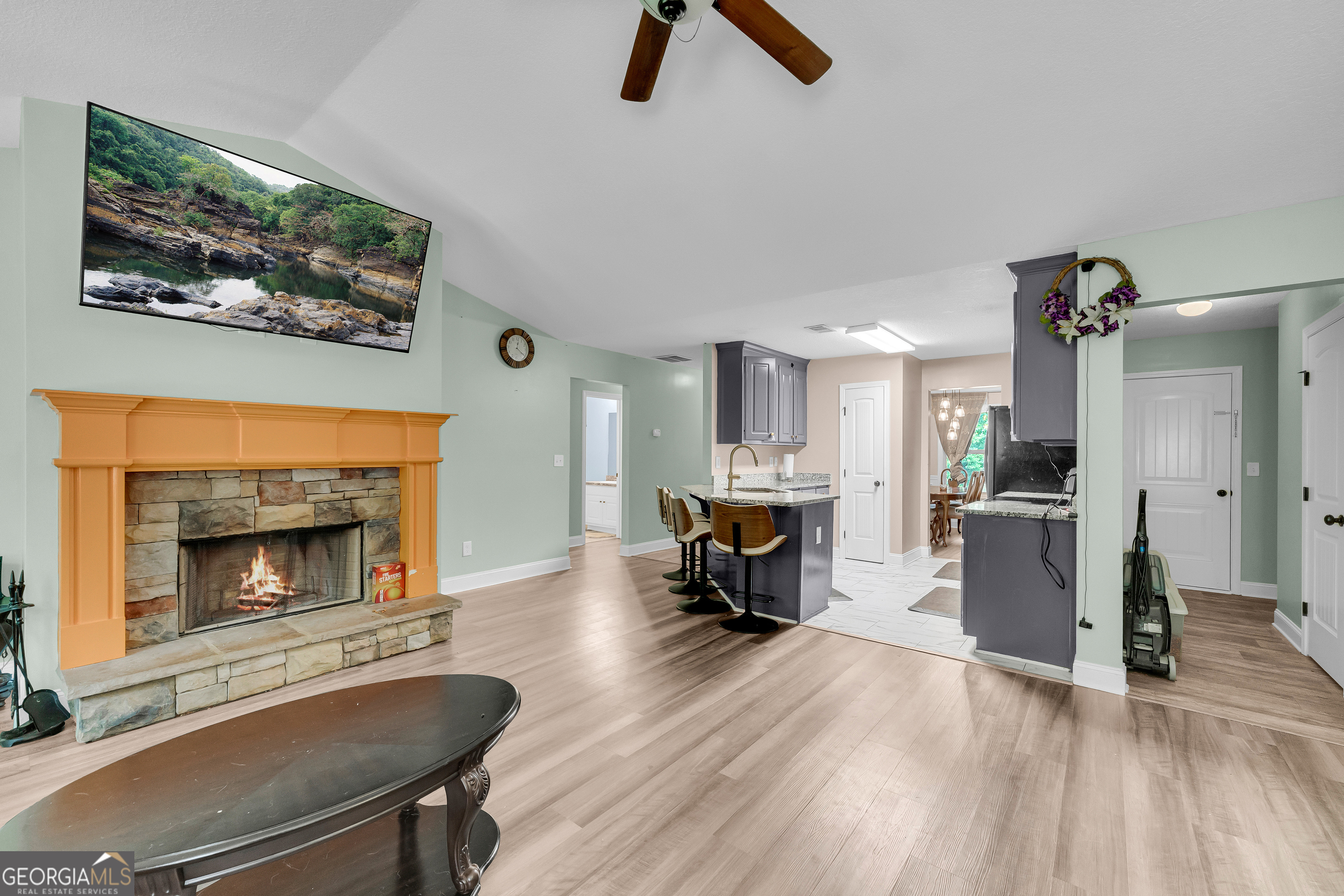 160 Morgan Way Property Photo 15