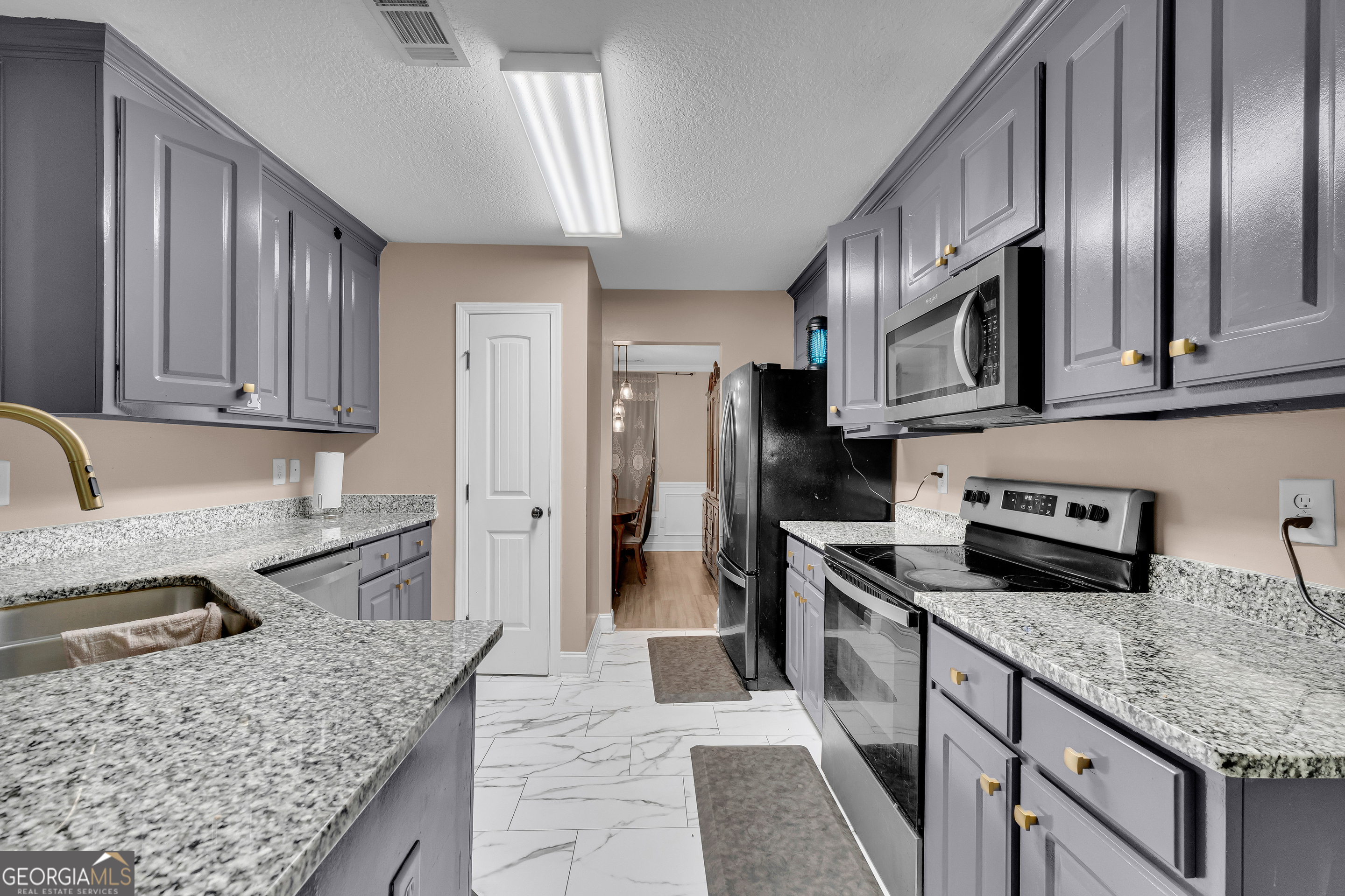 160 Morgan Way Property Photo 17