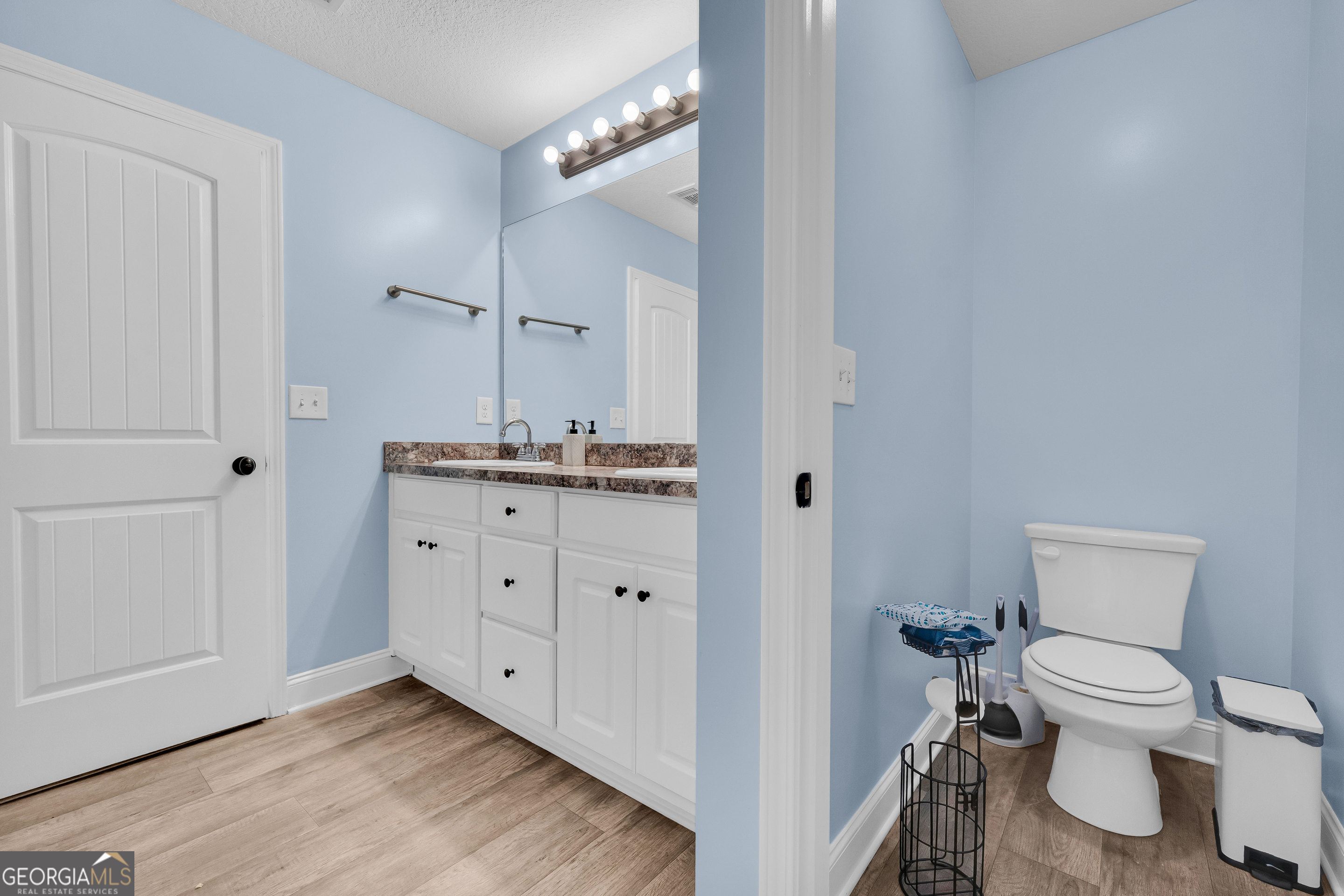 160 Morgan Way Property Photo 29