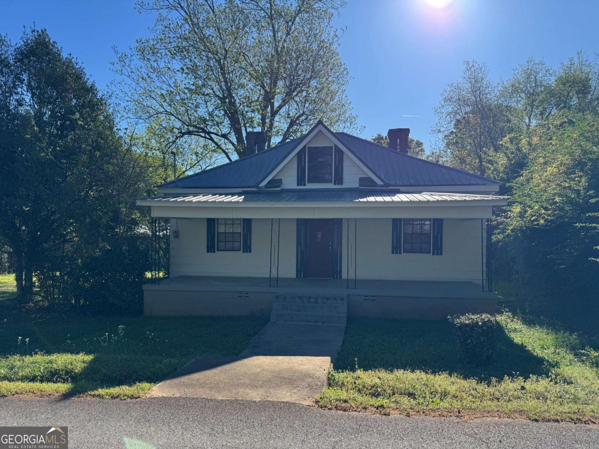313 Carter Street Property Photo 1