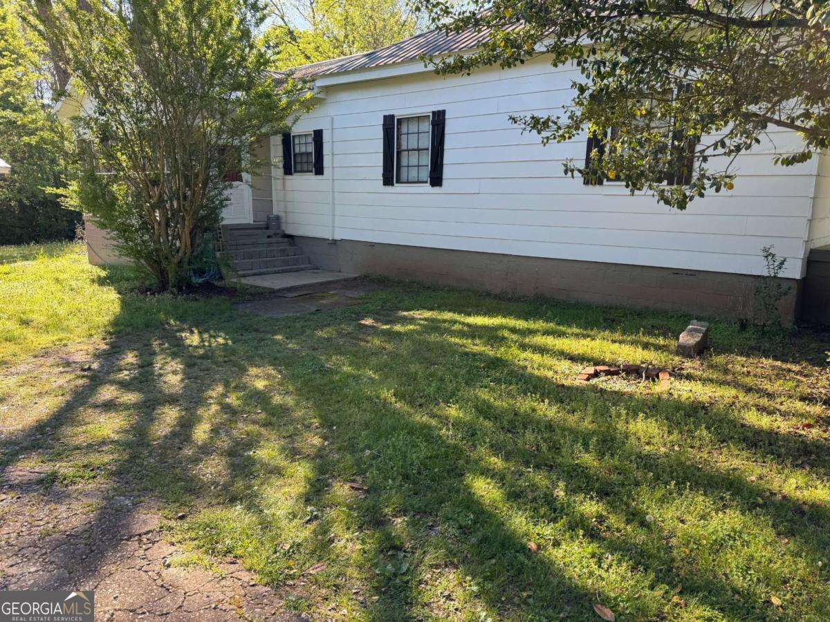 313 Carter Street Property Photo 17