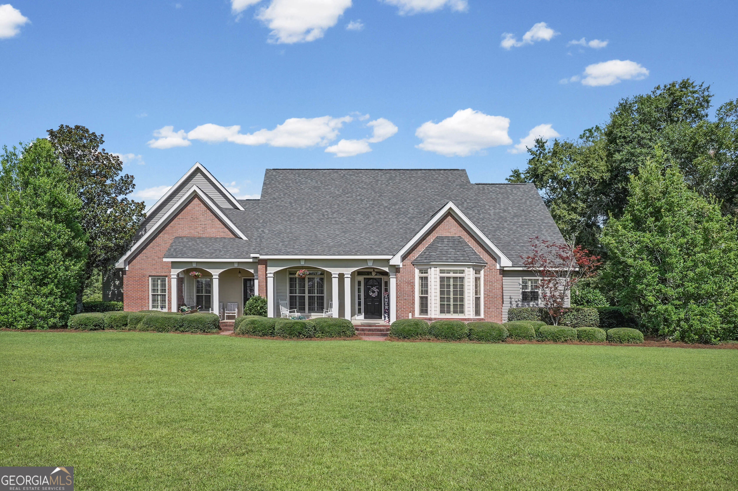 488 Osierfield Drive Property Photo 1