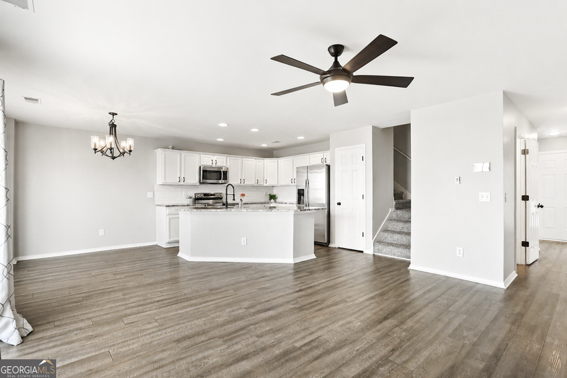 91 Fairgreen Street Property Photo 6