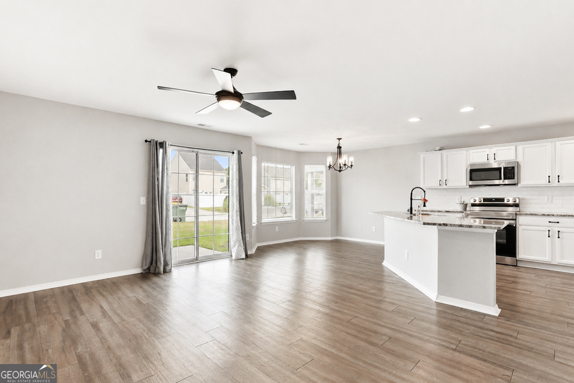 91 Fairgreen Street Property Photo 7
