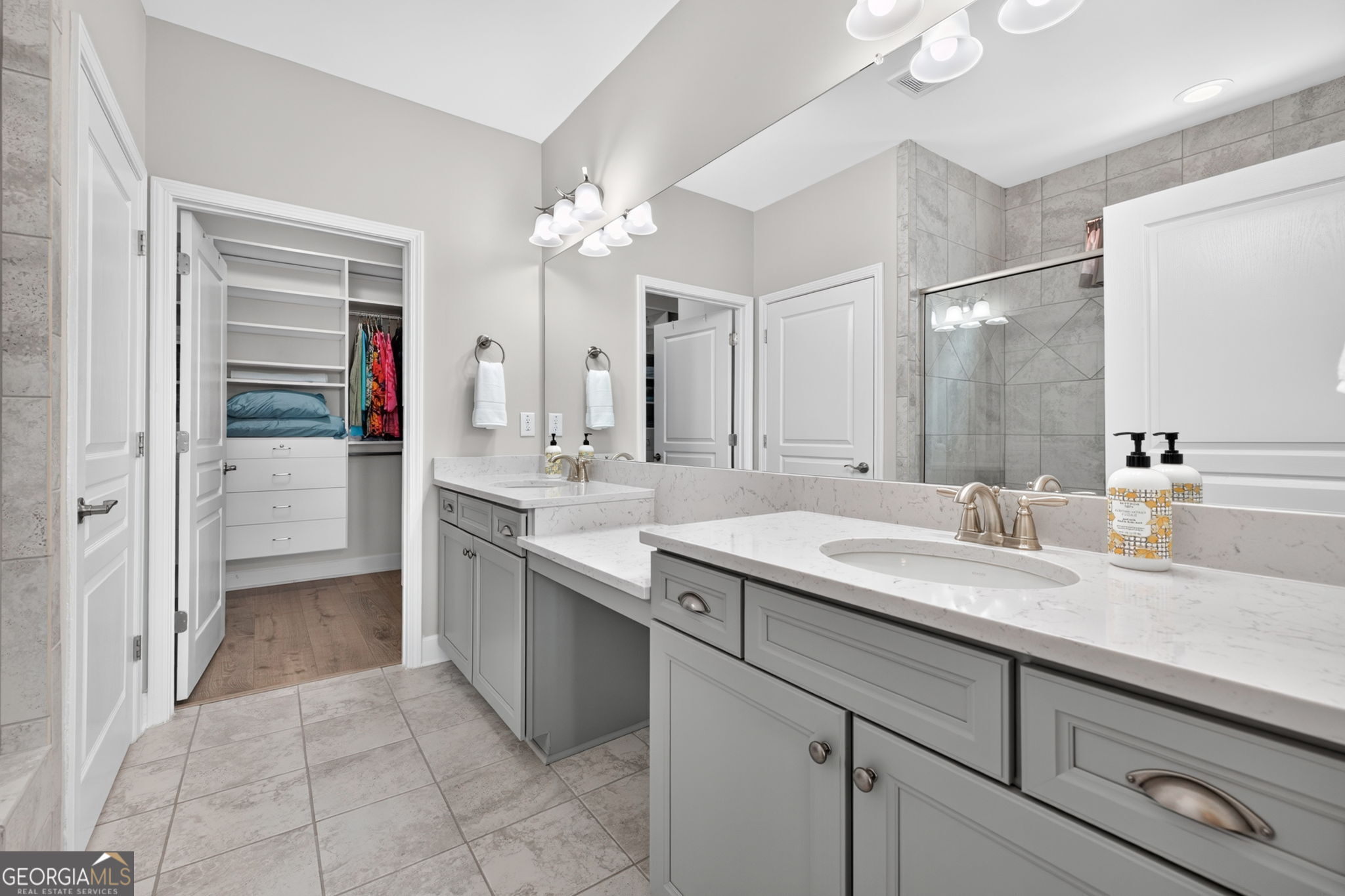 5711 Sierra Bend Way Property Photo 40