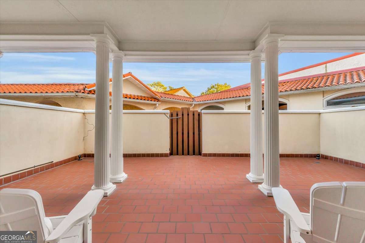 700 Wilmington Island Road # T2 Property Photo 5