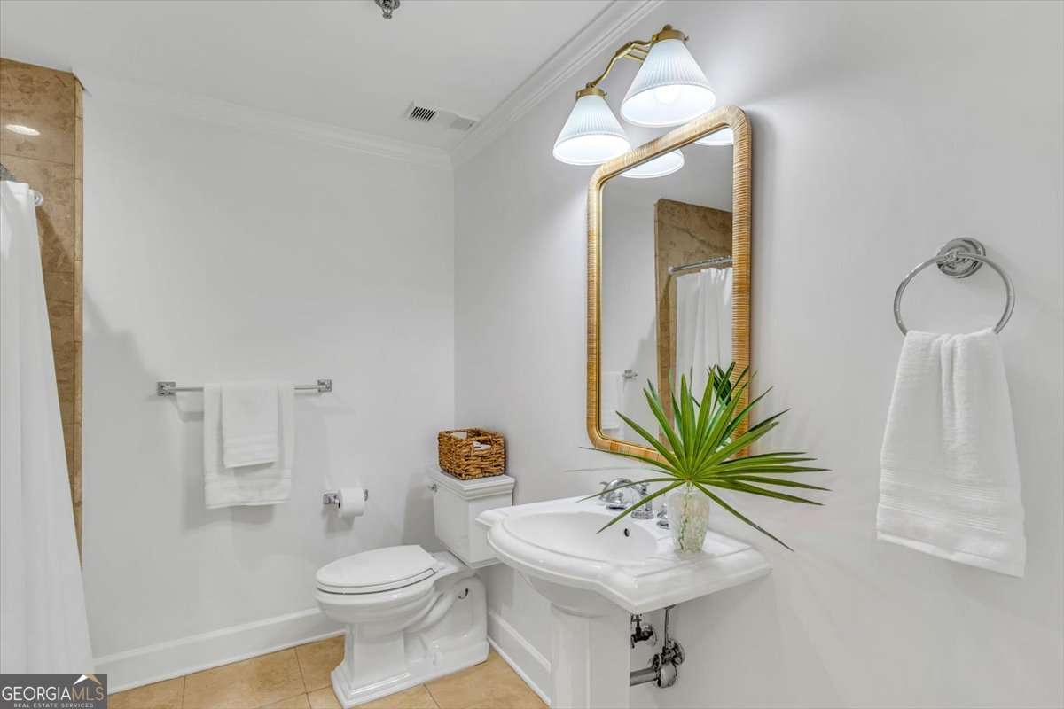 700 Wilmington Island Road # T2 Property Photo 16