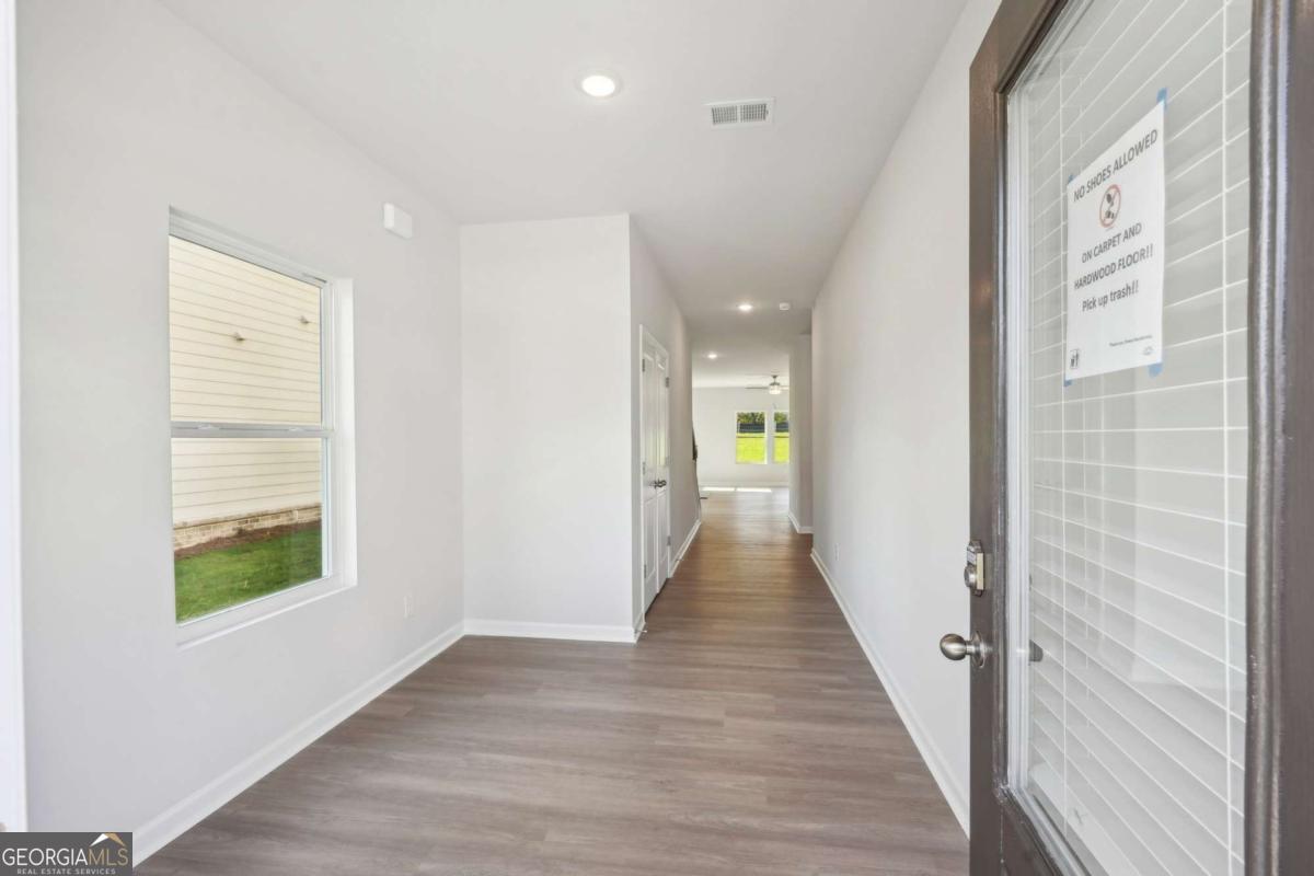 11138 Suria Drive Property Photo 3