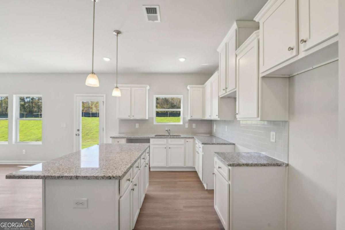 11138 Suria Drive Property Photo 18