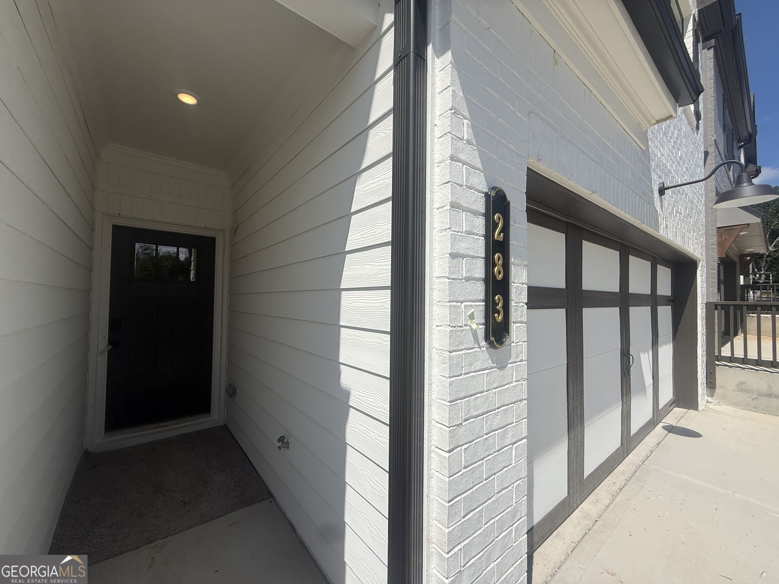 283 Brook Landing Circle Property Photo 2