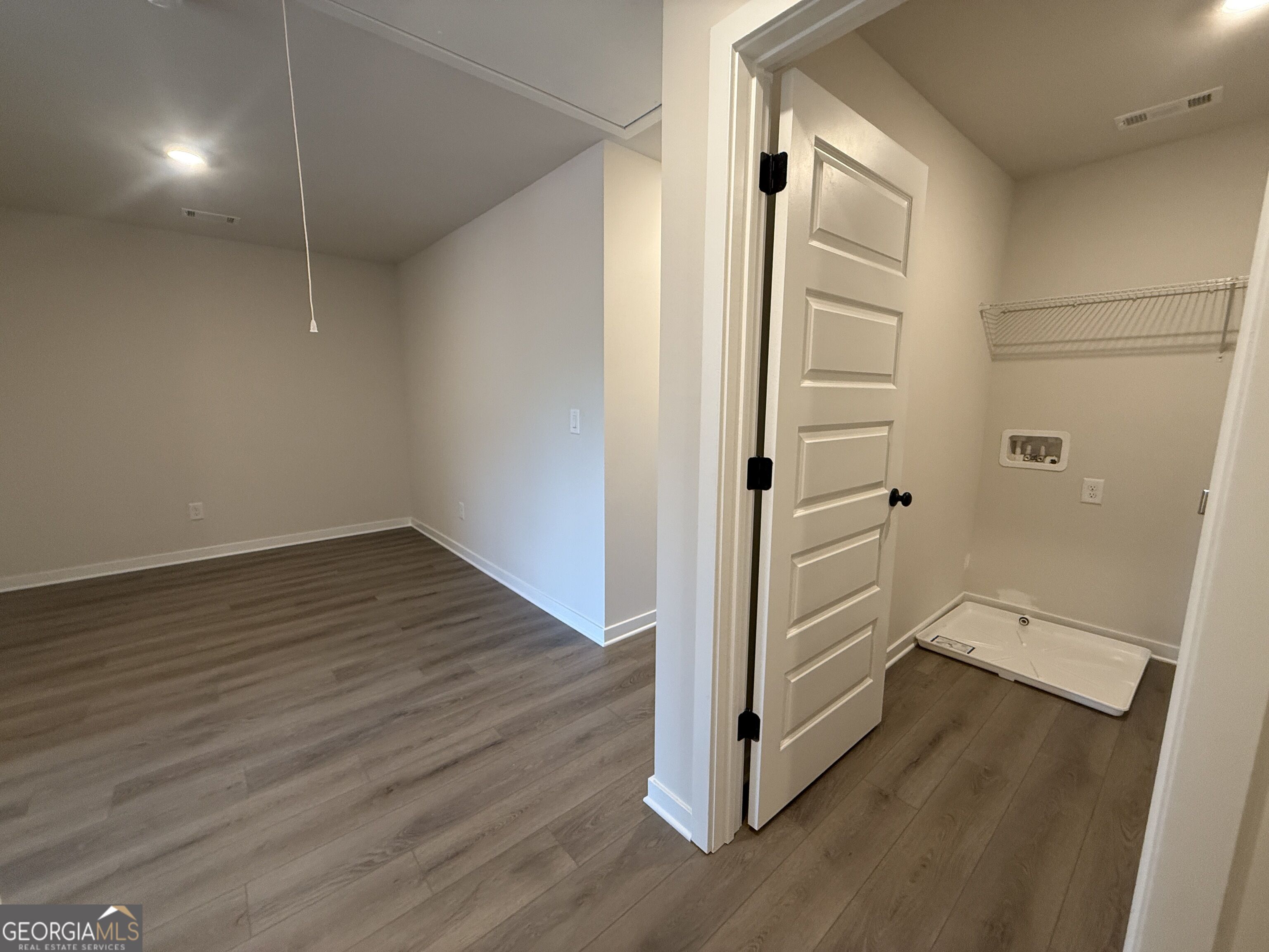 283 Brook Landing Circle Property Photo 13