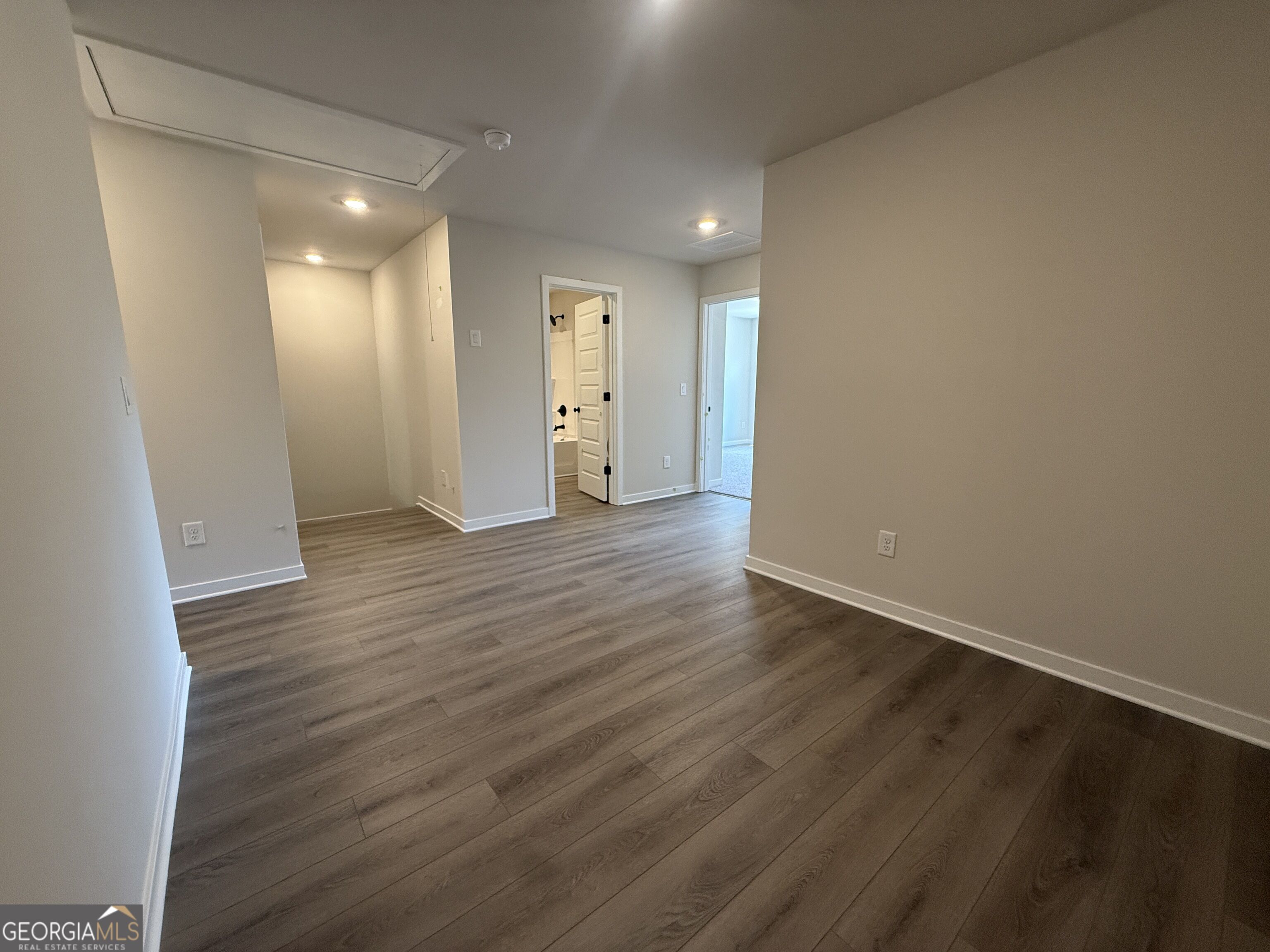 283 Brook Landing Circle Property Photo 16
