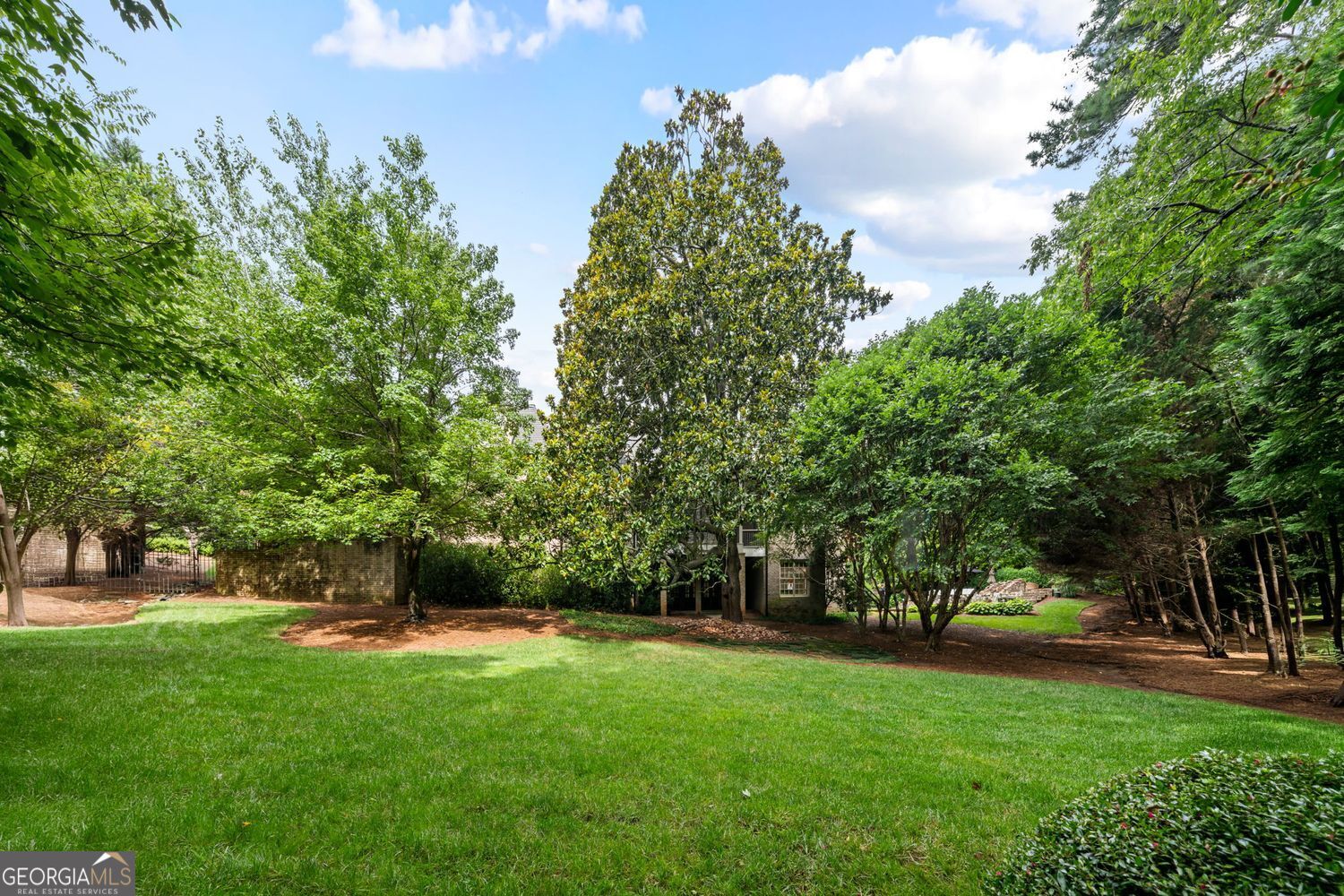 305 Forrest Lake Drive Property Photo 56