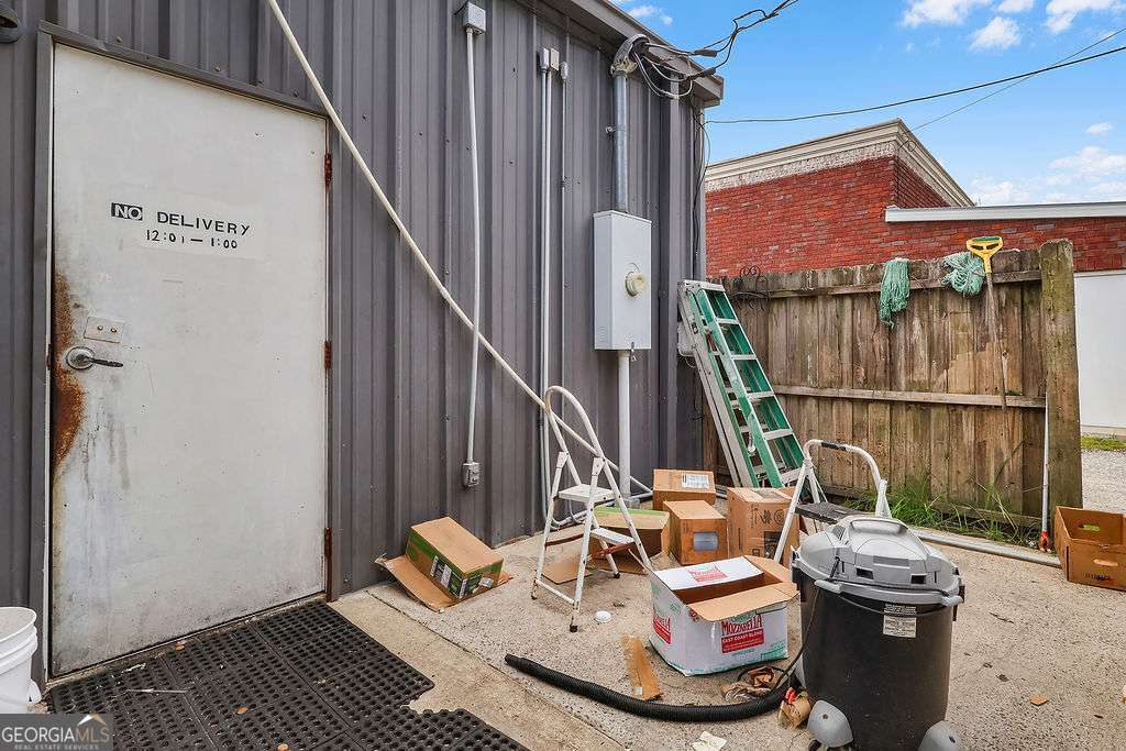 40 Butler Street Property Photo 43