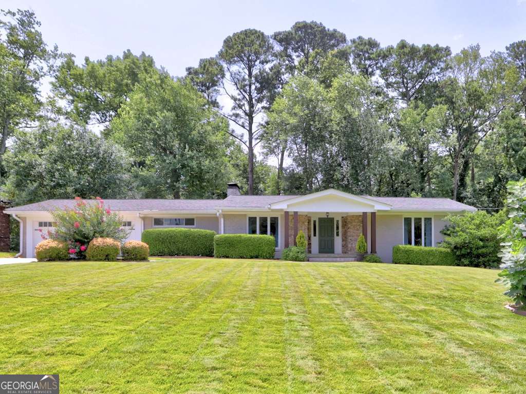 715 Glenforest Road Property Photo 1