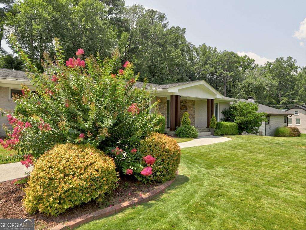 715 Glenforest Road Property Photo 5
