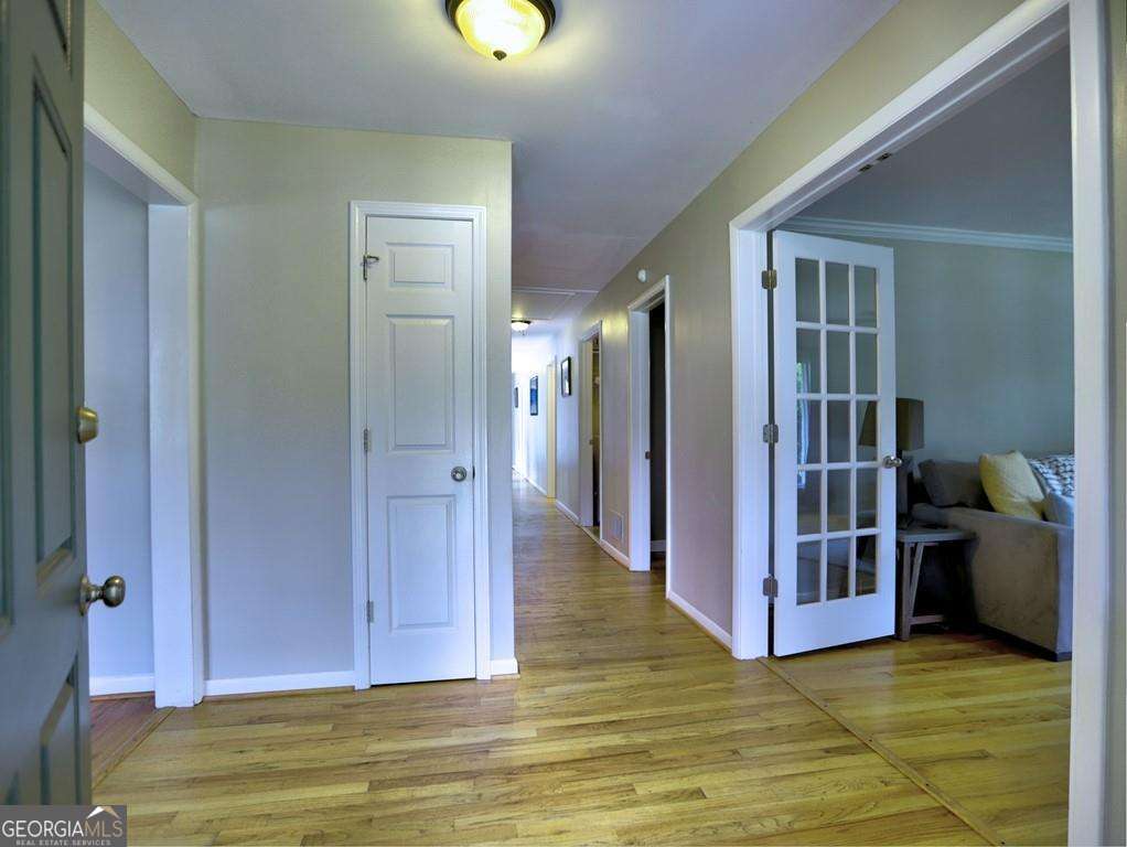 715 Glenforest Road Property Photo 6