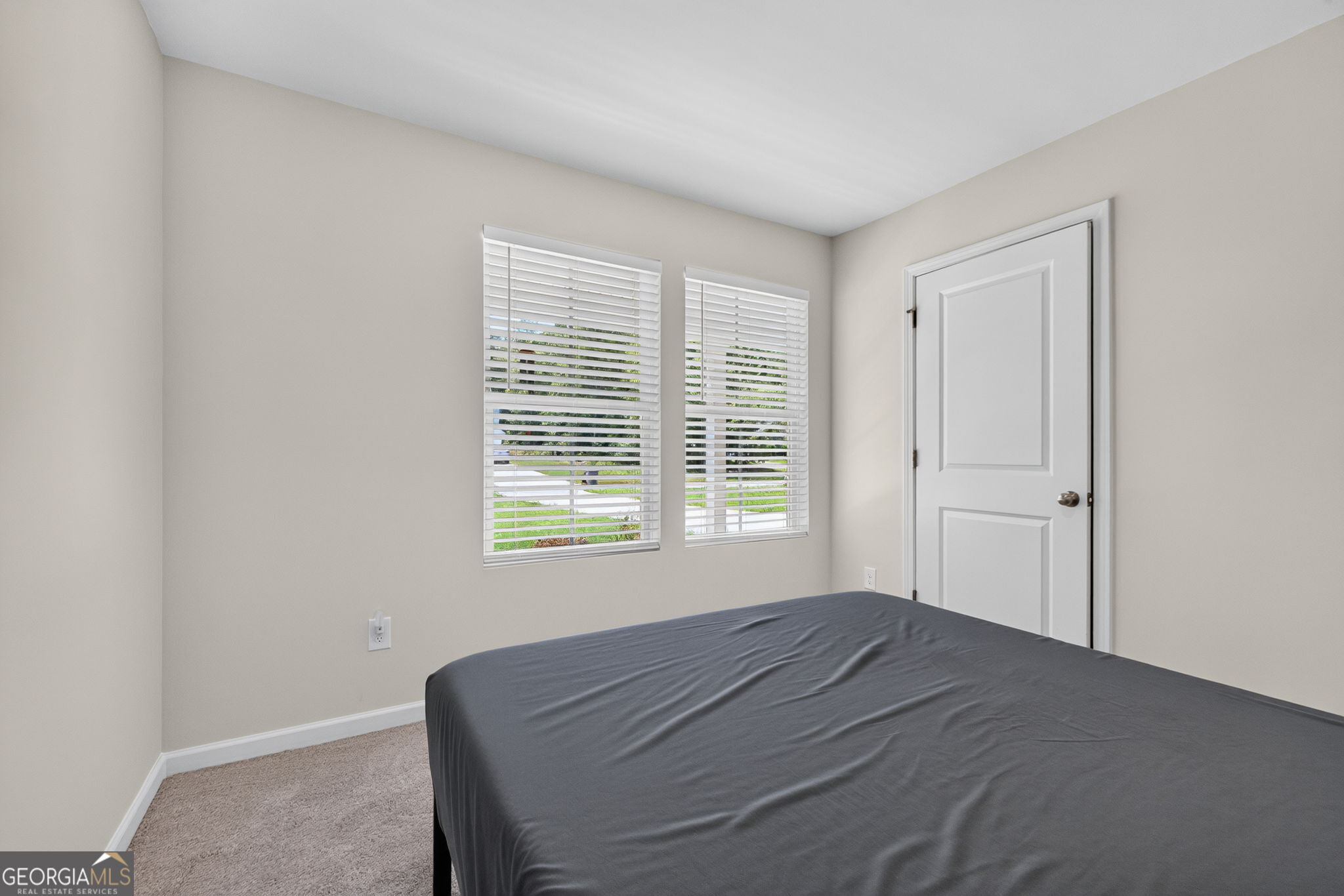 121 Red Oak Drive Property Photo 12