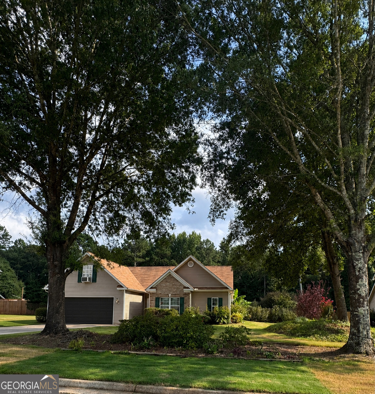 30 Oakbrook Lane Property Photo 2