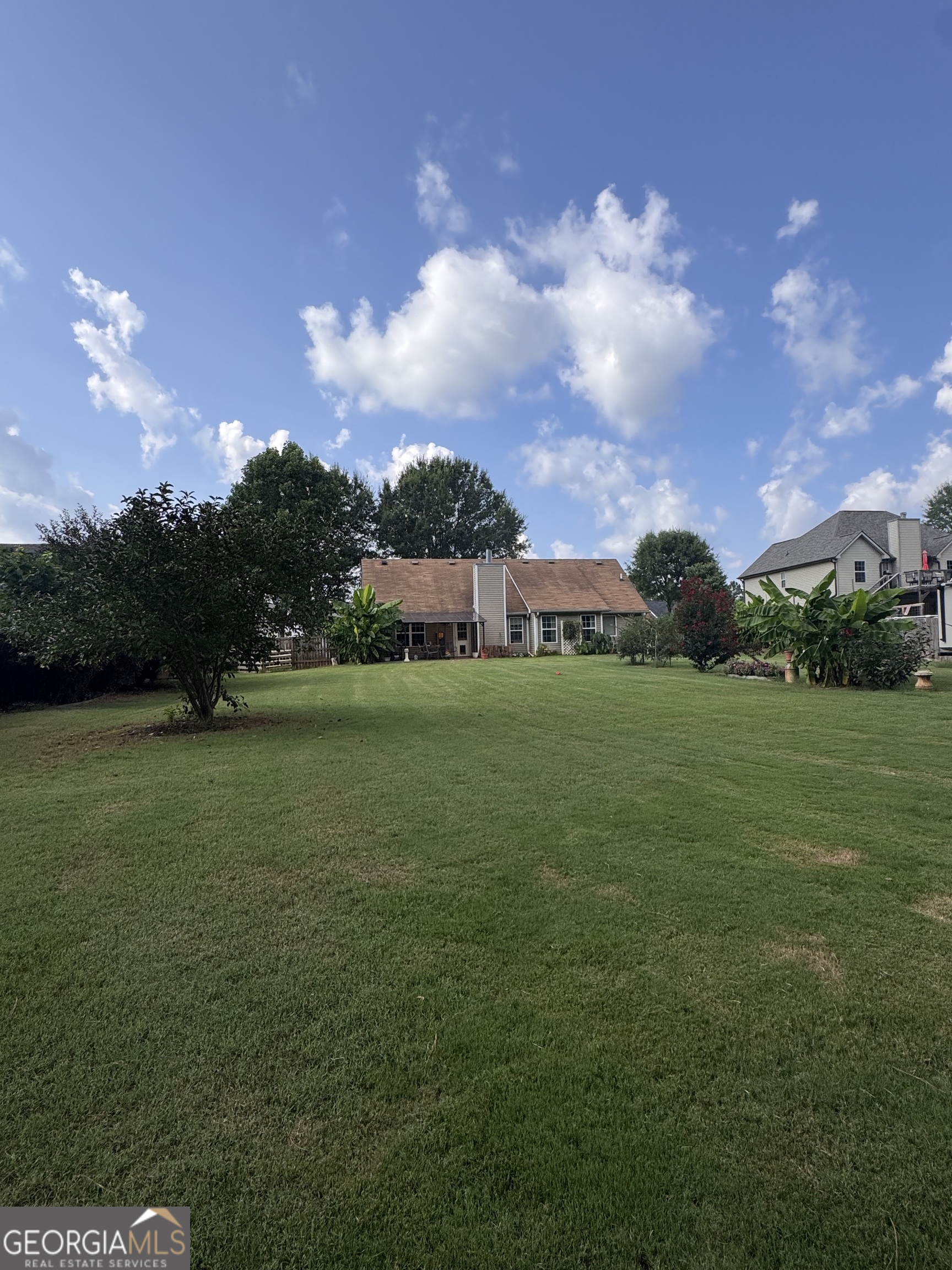 30 Oakbrook Lane Property Photo 5
