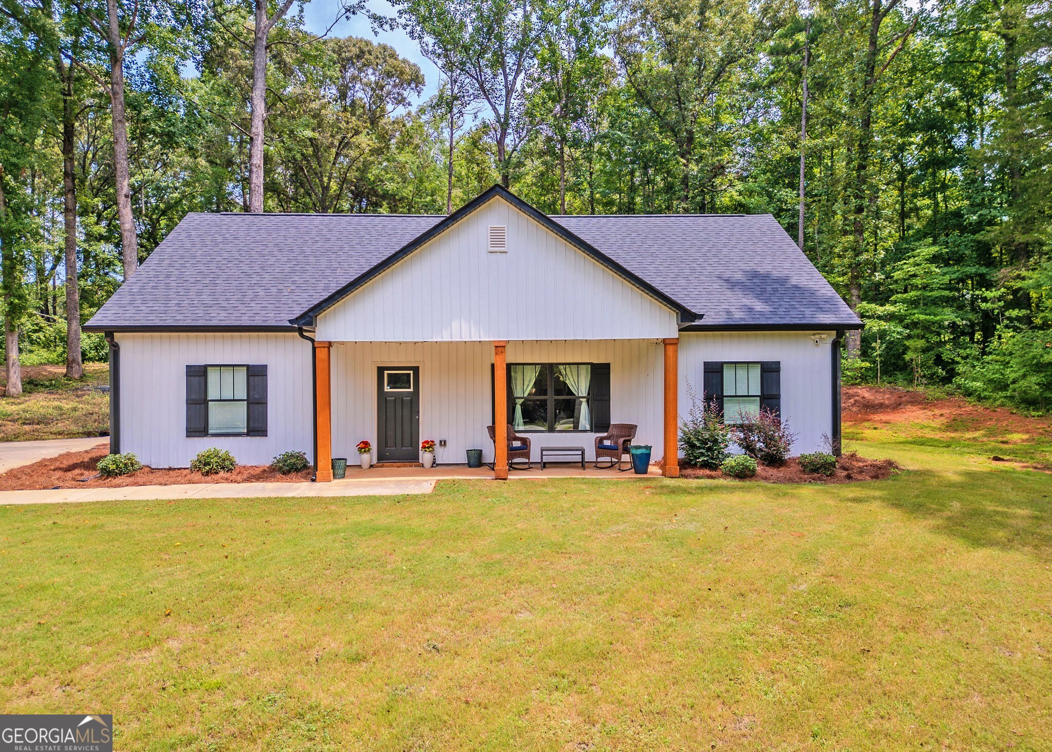 521 Borders Property Photo 1