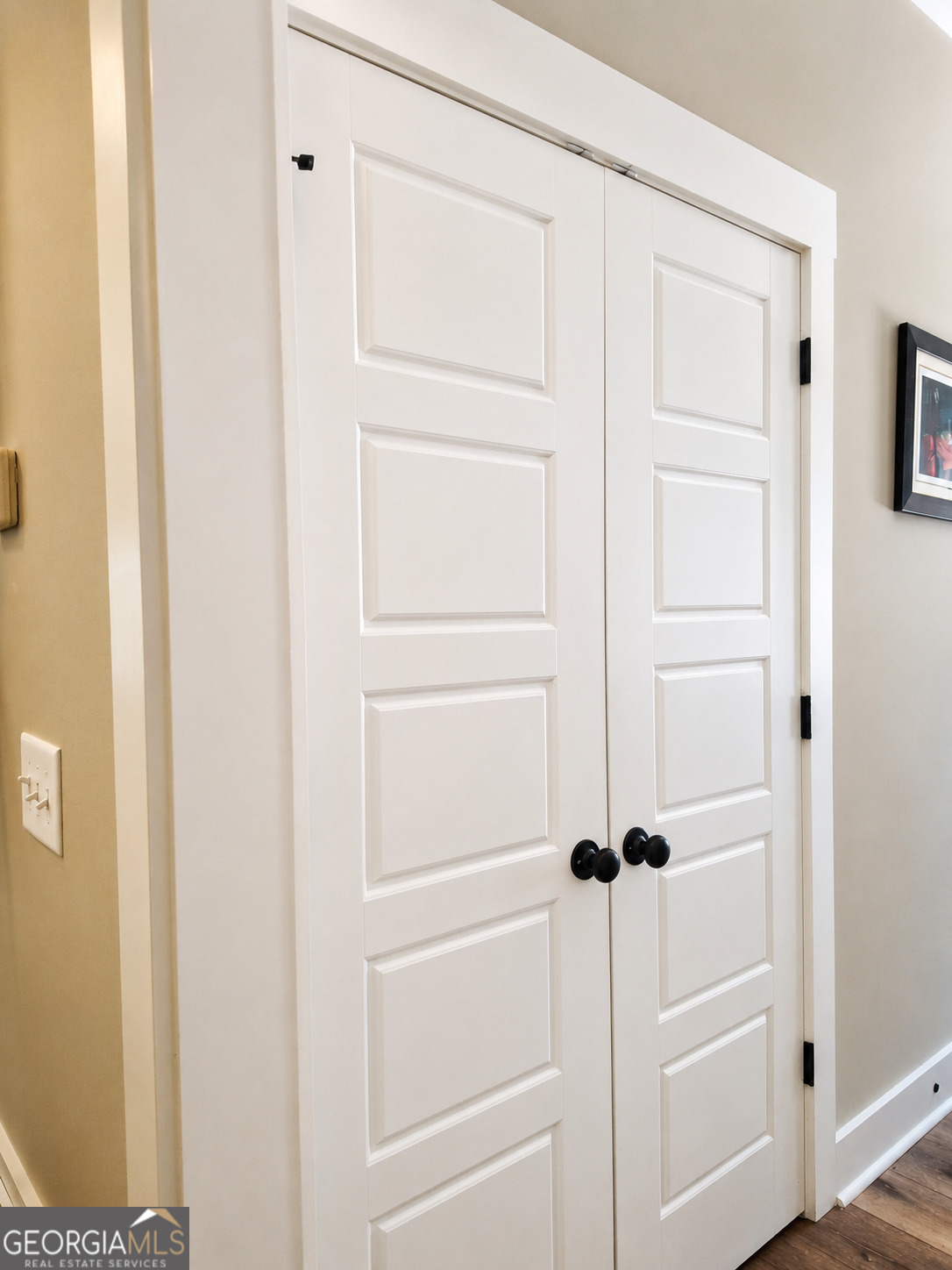 521 Borders Property Photo 6