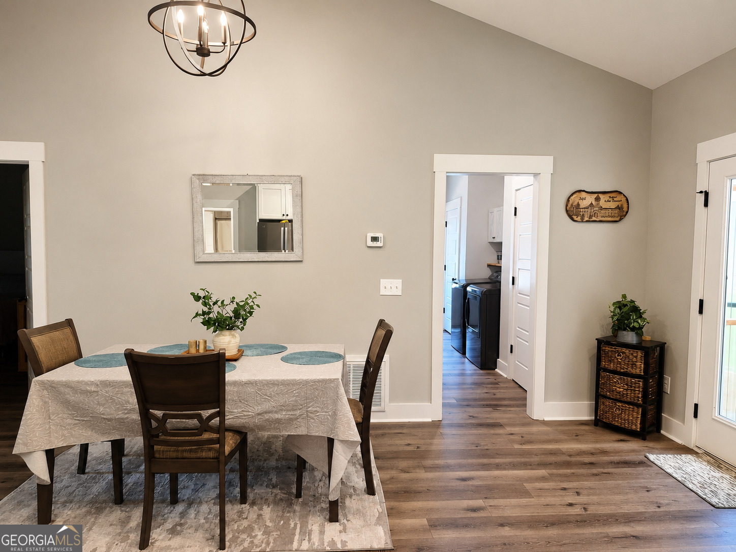 521 Borders Property Photo 10